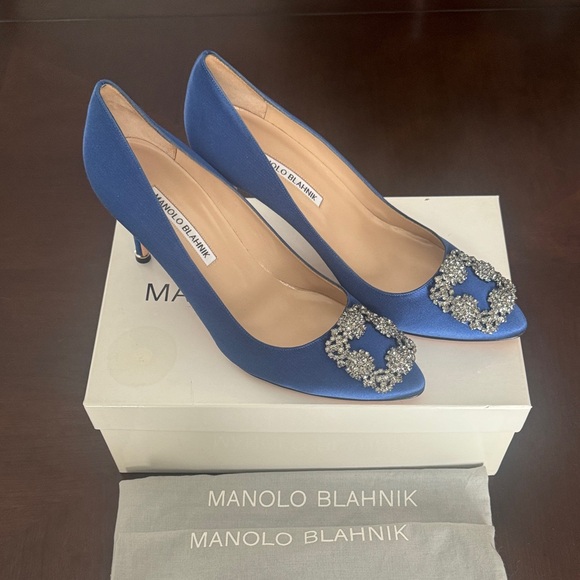 Manolo Blahnik blue satin Hangisi 70 - Picture 6 of 6